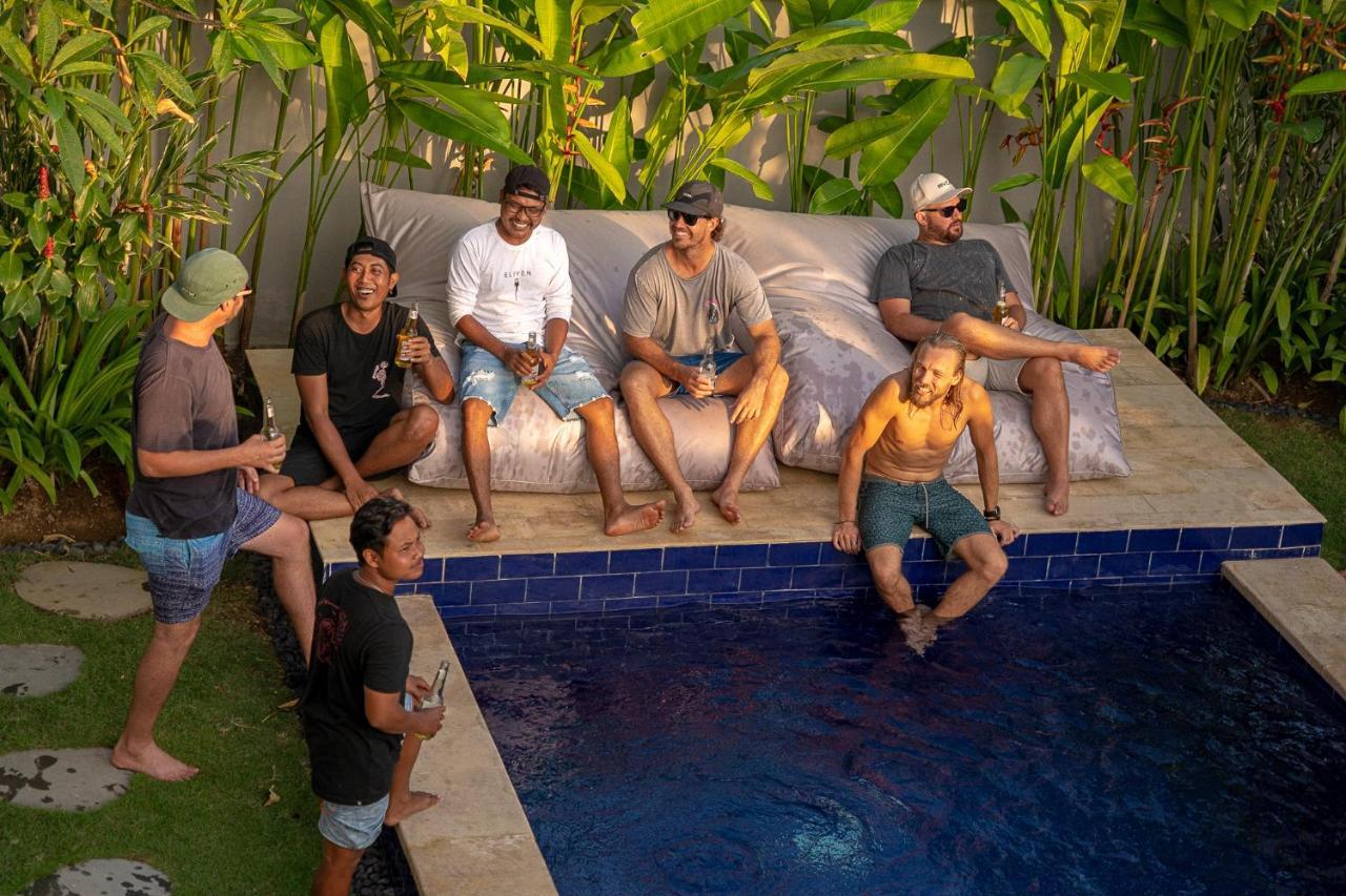 Surf & Party - Hostel Somewhere Else Canggu  Exterior photo